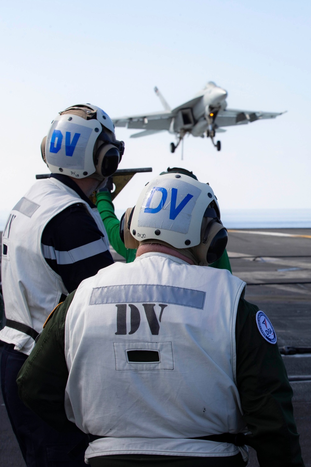 French DVs Observe Flight Operations