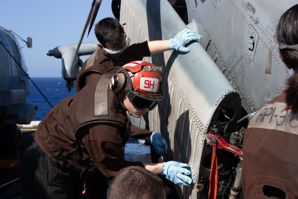 Flight Deck Maintenance