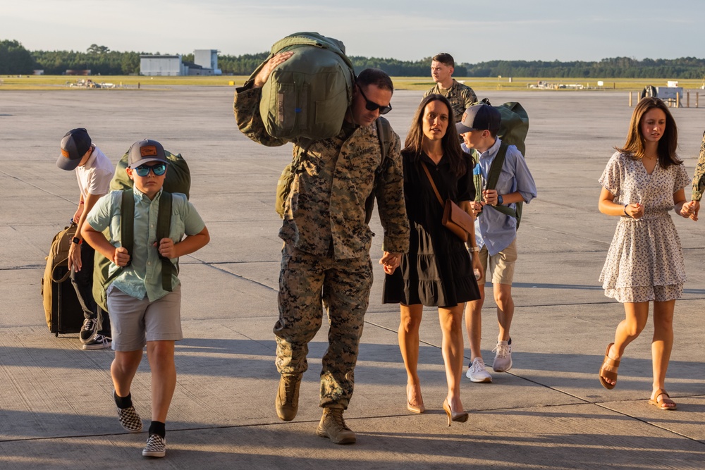 VMFA-115 returns from UDP