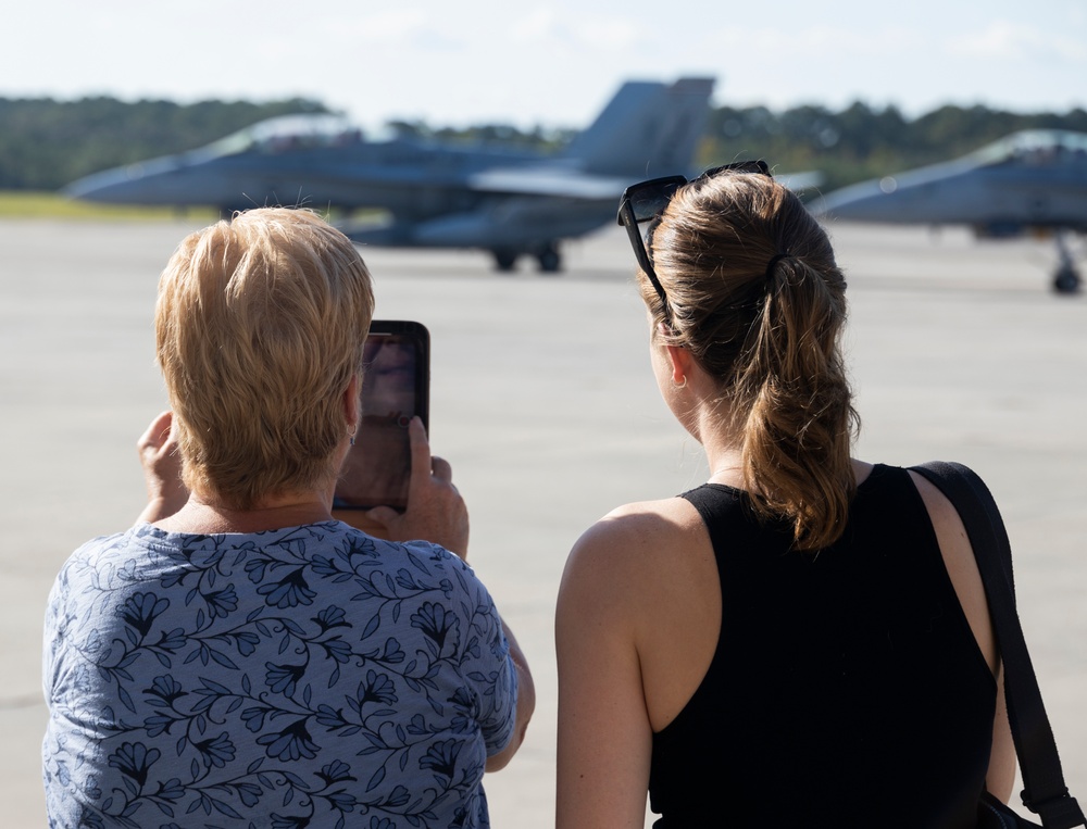 VMFA-115 Returns from UDP