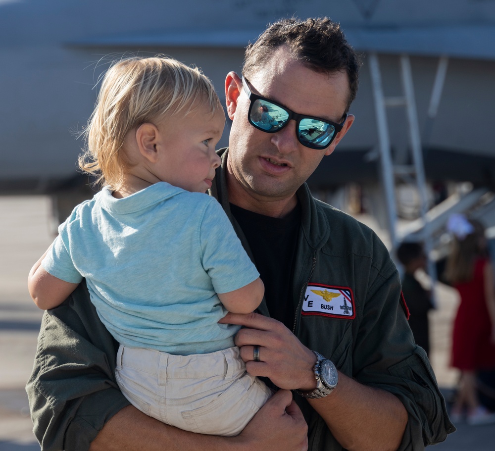 VMFA-115 Returns from UDP