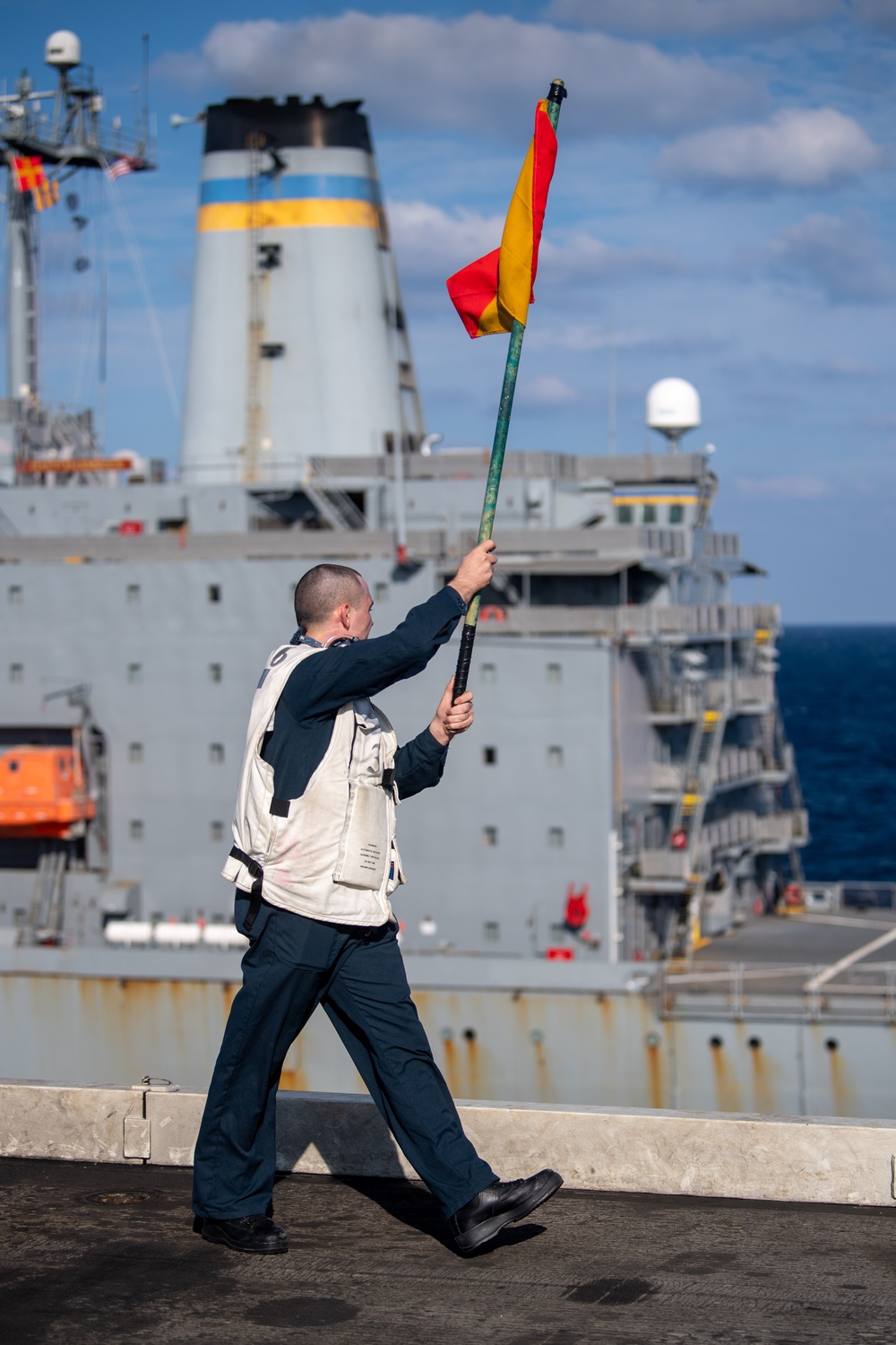 USS Ronald Reagan (CVN 76) conducts fueling-at-sea with USNS Rappahannock (T-AO 204)