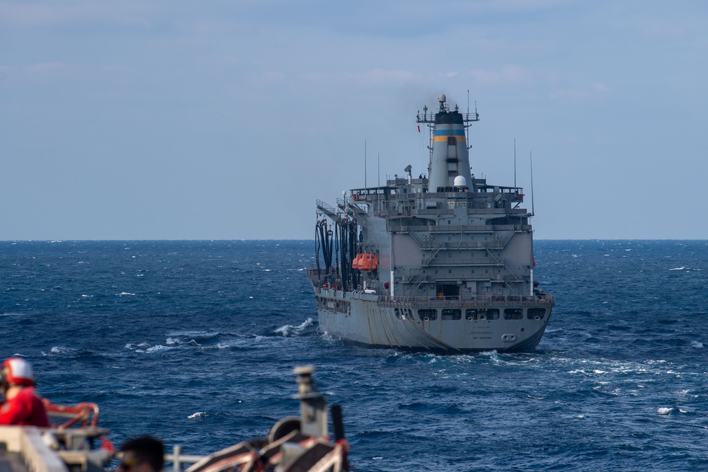 USS Ronald Reagan (CVN 76) conducts fueling-at-sea with USNS Rappahannock (T-AO 204)