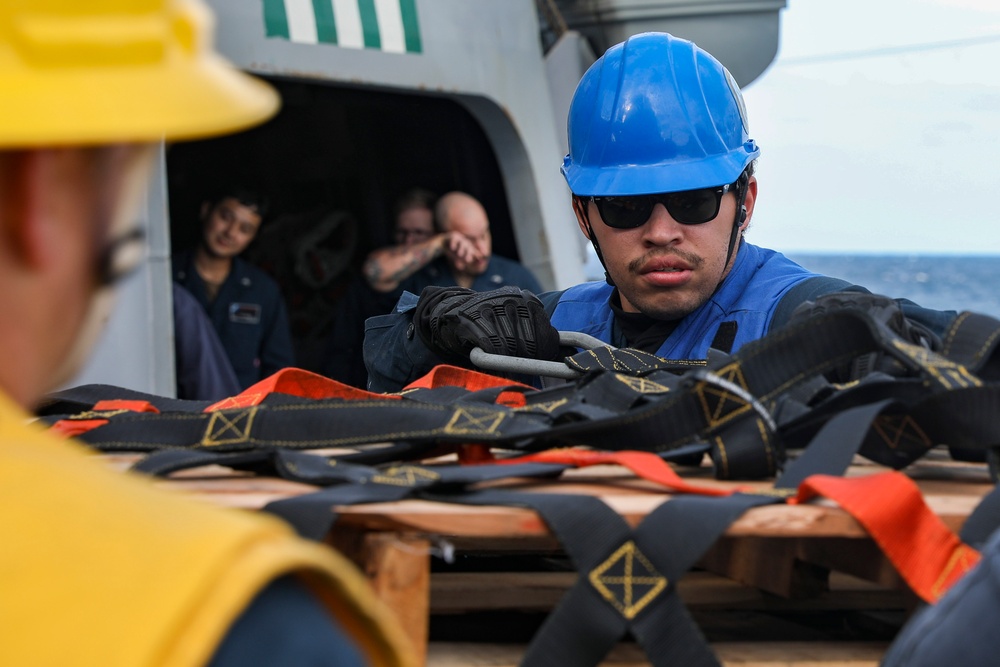 USS Shoup conducts replenishment-at-sea with USNS Carl Brashear