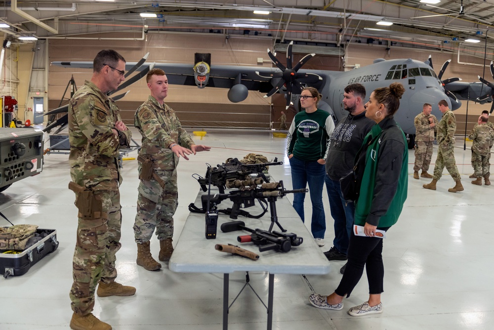 182nd Airlift Wing hosts Center of Influence with Illinois educators