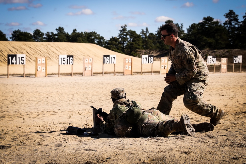 Able Co. Recruiting and Retention Qualifies their weapons