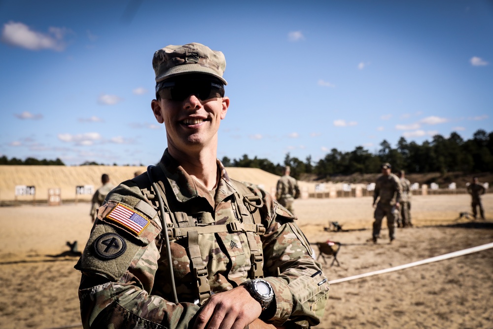 Able Co. Recruiting and Retention Qualifies their weapons