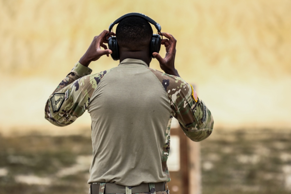 Able Co. Recruiting and Retention Qualifies their weapons