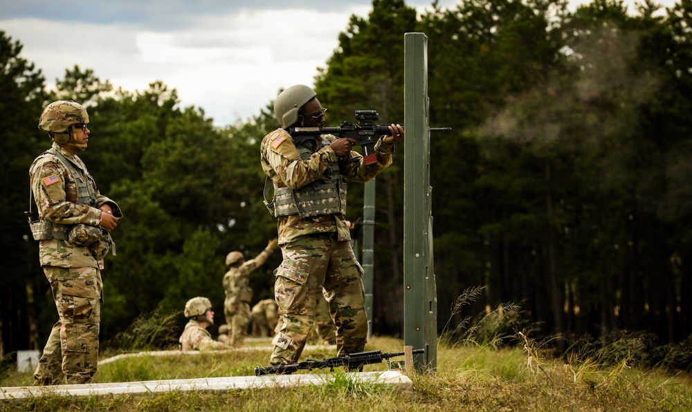 Able Co. Recruiting and Retention Qualifies their weapons