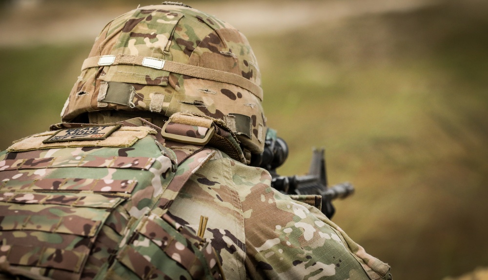 Able Co. Recruiting and Retention Qualifies their weapons