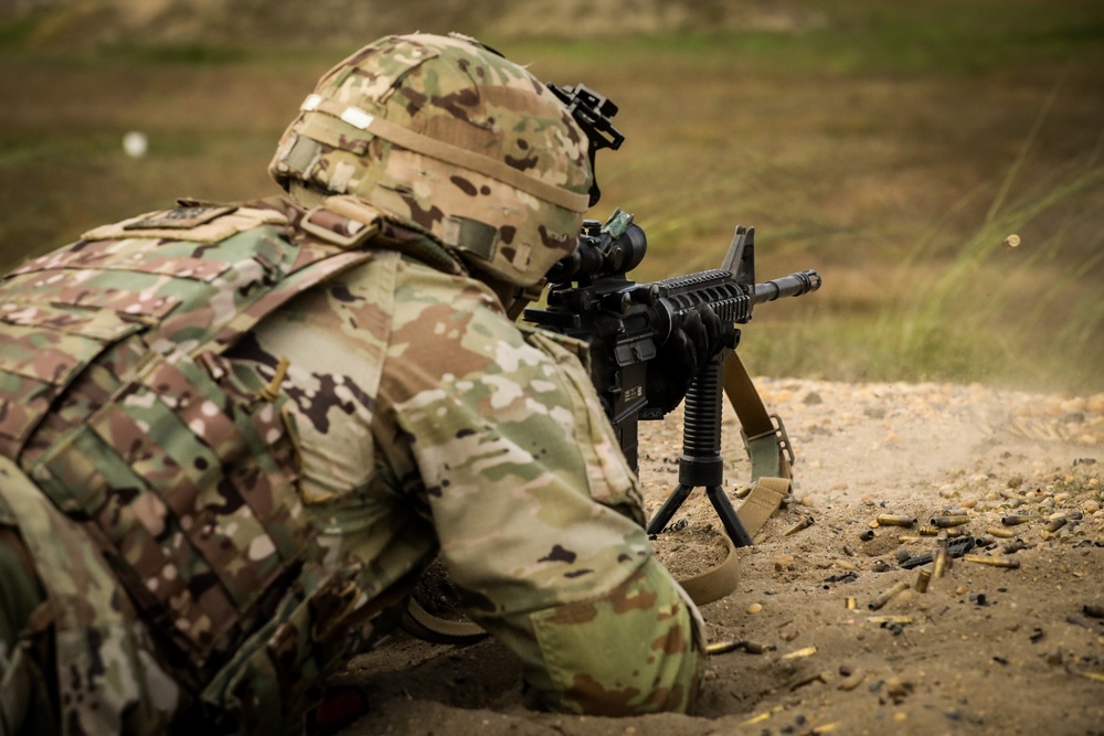 Able Co. Recruiting and Retention Qualifies their weapons