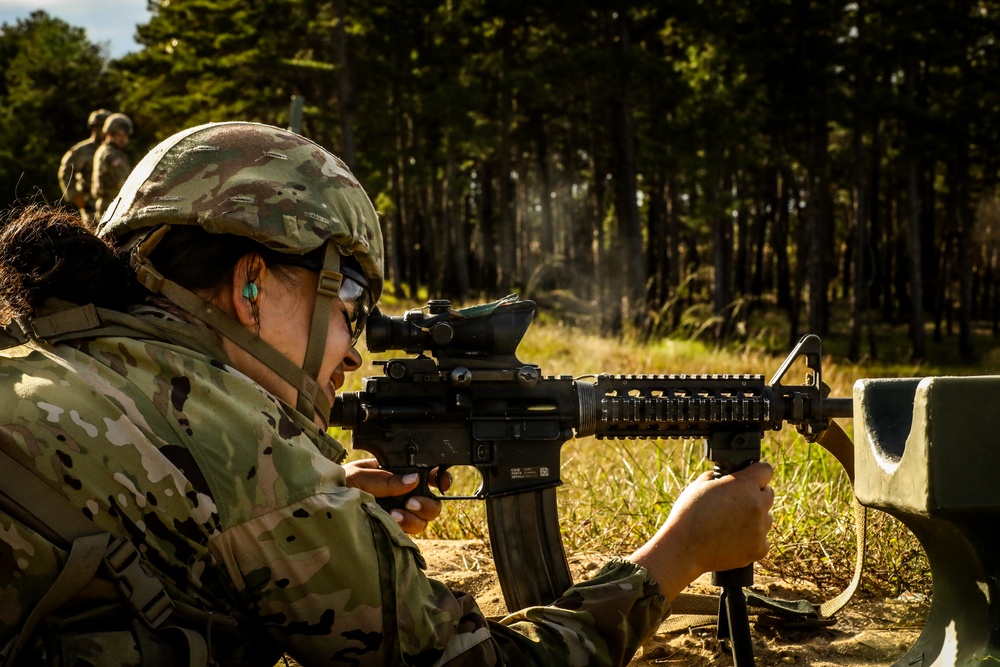 Able Co. Recruiting and Retention Qualifies their weapons