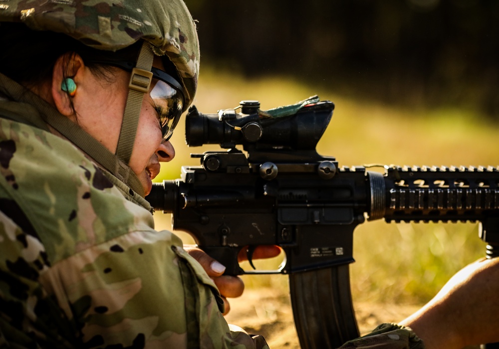 Able Co. Recruiting and Retention Qualifies their weapons