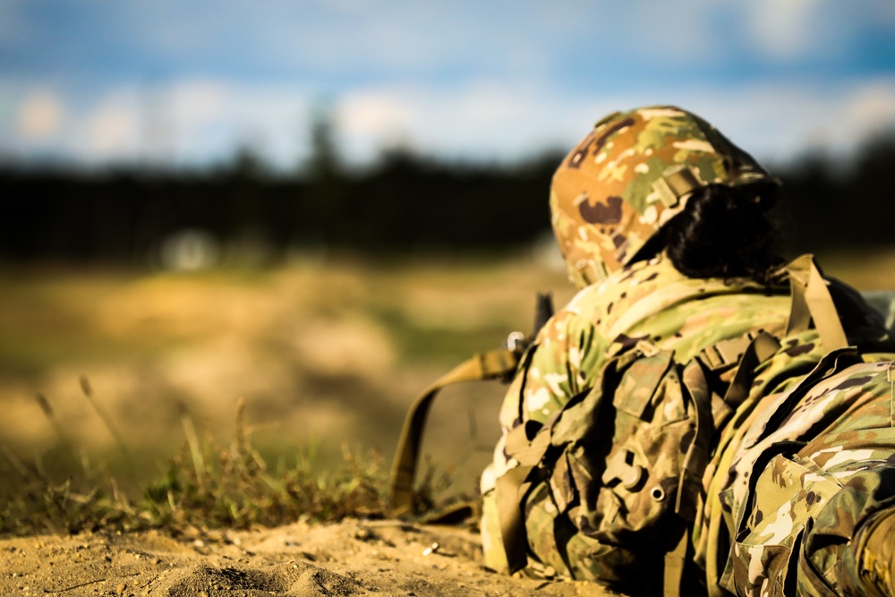 Able Co. Recruiting and Retention Qualifies their weapons