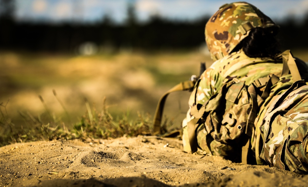 Able Co. Recruiting and Retention Qualifies their weapons