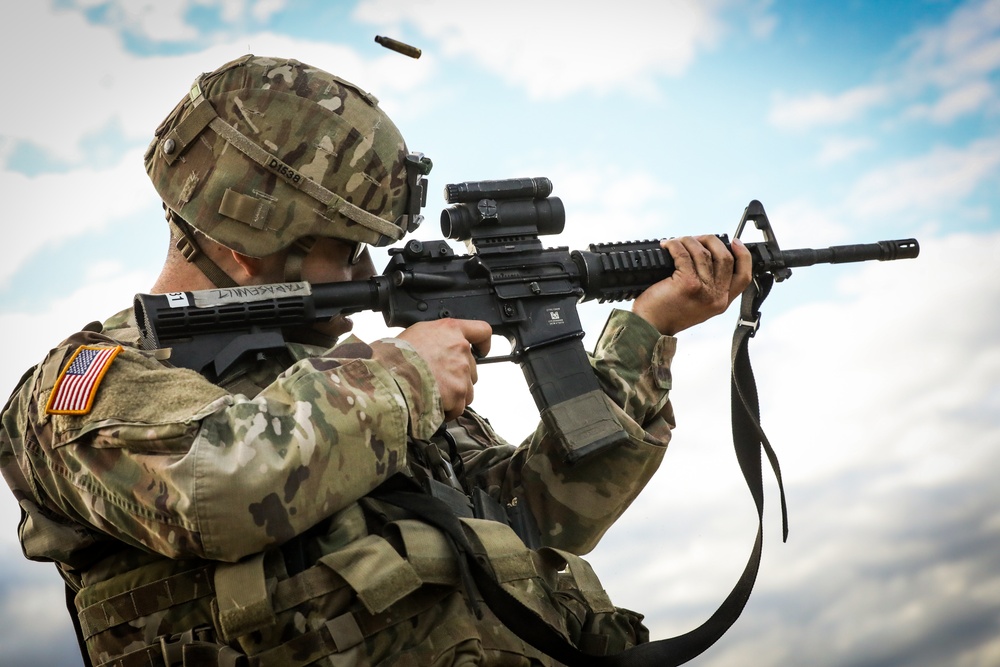 Able Co. Recruiting and Retention Qualifies their weapons