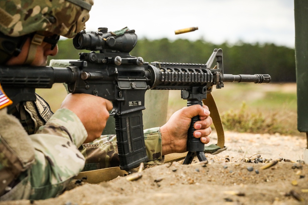 Able Co. Recruiting and Retention Qualifies their weapons