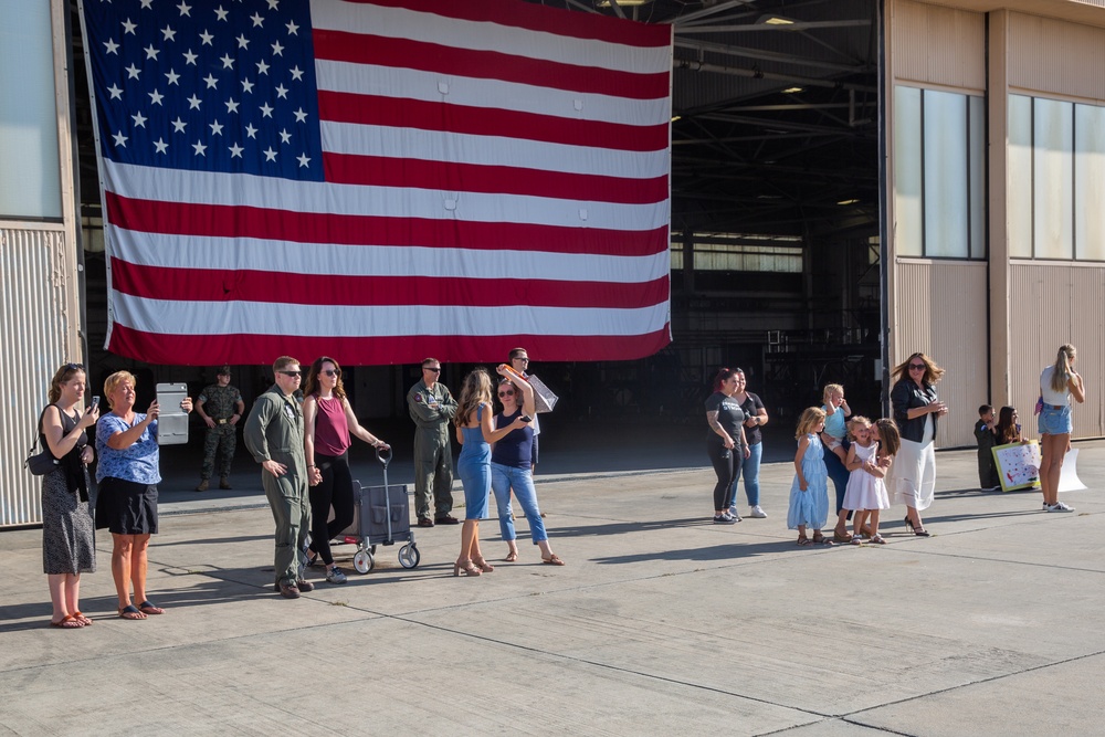 VMFA-115 returns from UDP