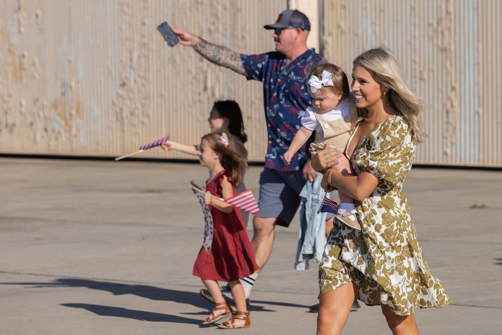 VMFA-115 returns from UDP