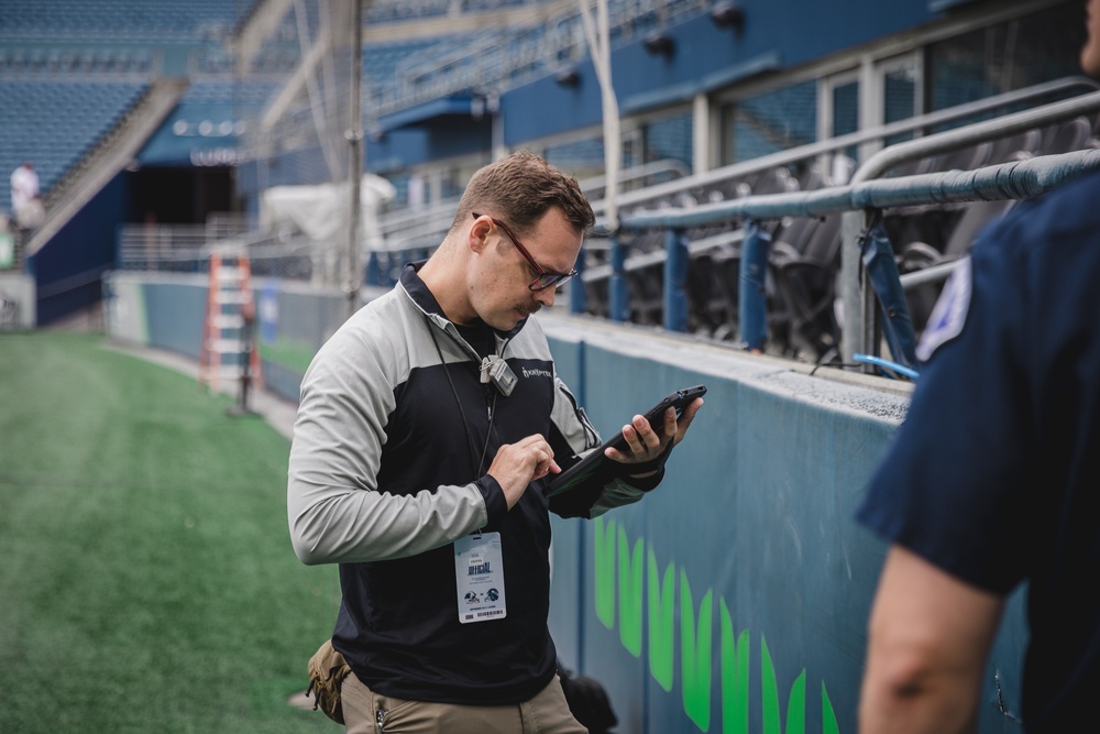 10th Civil Support Team HAZMAT support for Seahawks' game