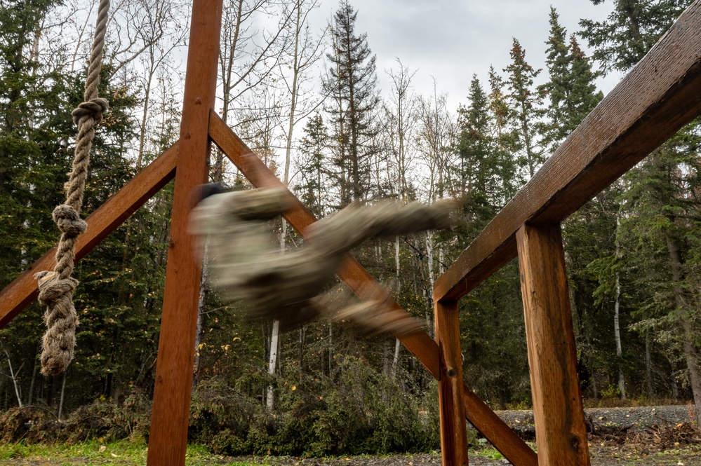 95th CBRN competes in obstacle course