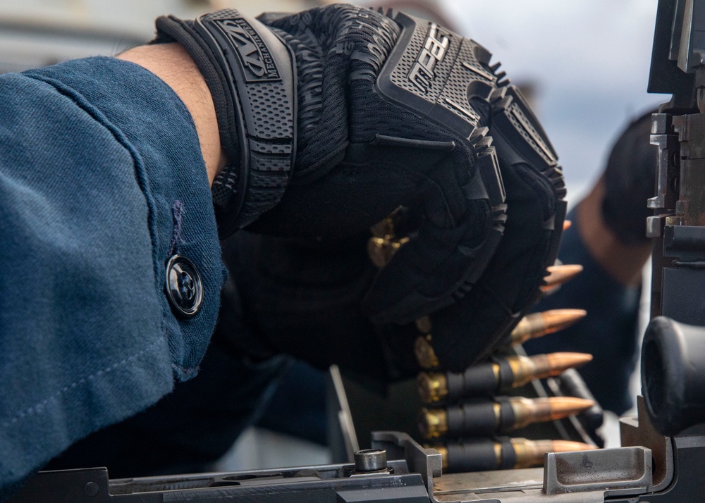 Sailors aboard USS John Finn (DDG 113) Conduct Crew-Serve Weapons Requalificaton, Oct. 8