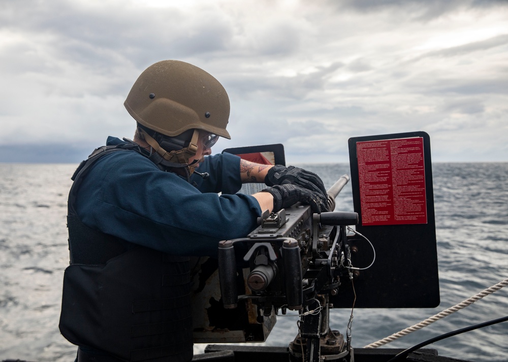 Sailors aboard USS John Finn (DDG 113) Conduct Crew-Serve Weapons Requalificaton, Oct. 8