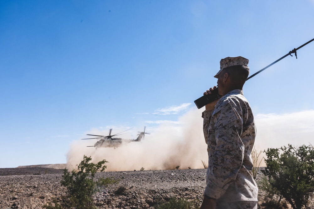 U.S. Marines attached to 8th Engineer Support Battalion Conduct Helicopter Support Team Operations