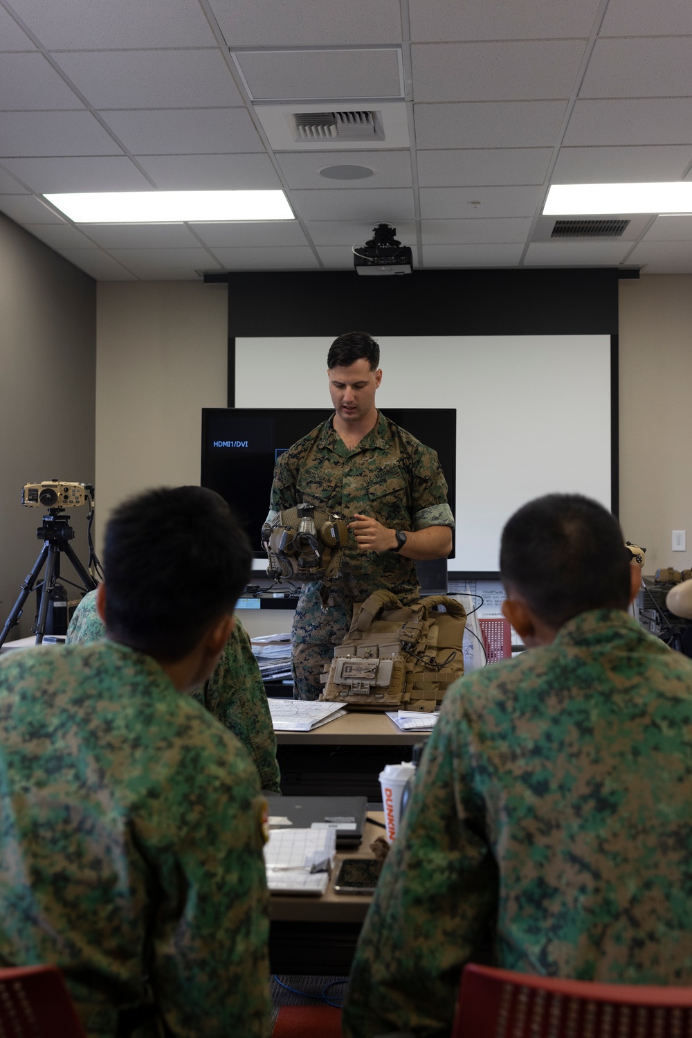 Valiant Mark 23: ANGLICO Classroom Instruction