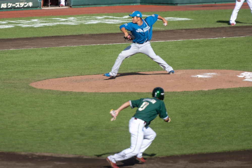 Edgren Middle High School Baseball Team Goes to Rakuten Eagles Game