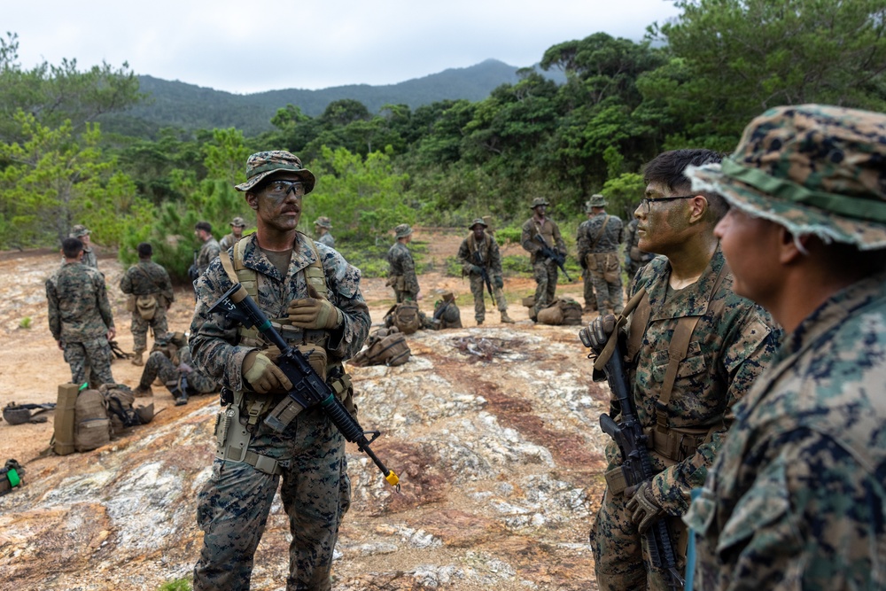 Basic Jungle Skills Course with 5th ANGLICO