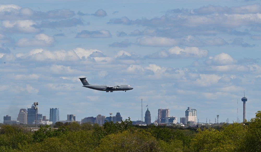 C5 Galaxy flying over San Antonio, Texas, Oct. 4, 2023C5 Galaxy flying over San Antonio, Texas, Oct. 4, 2023