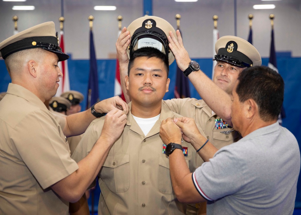 ESL Pins New Chief Petty Officers