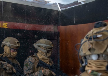 HWW Close Quarters Battle