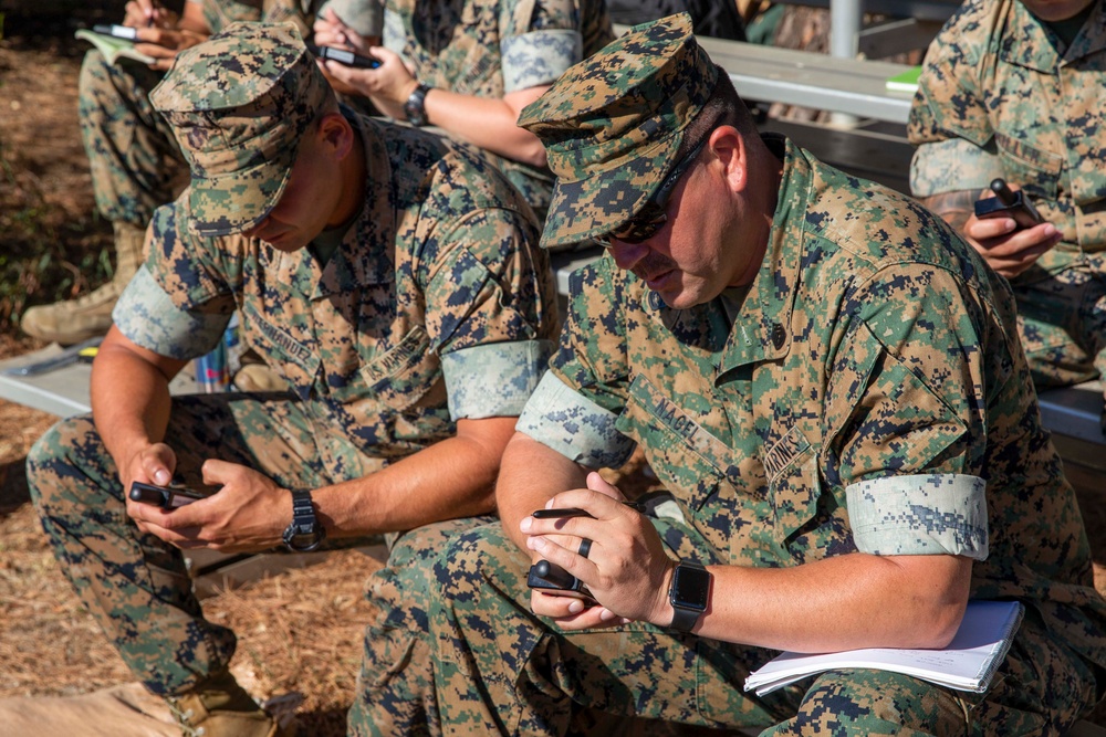 DVIDS - Images - HWW Marines Blue Force Tracker Familiarization [Image ...