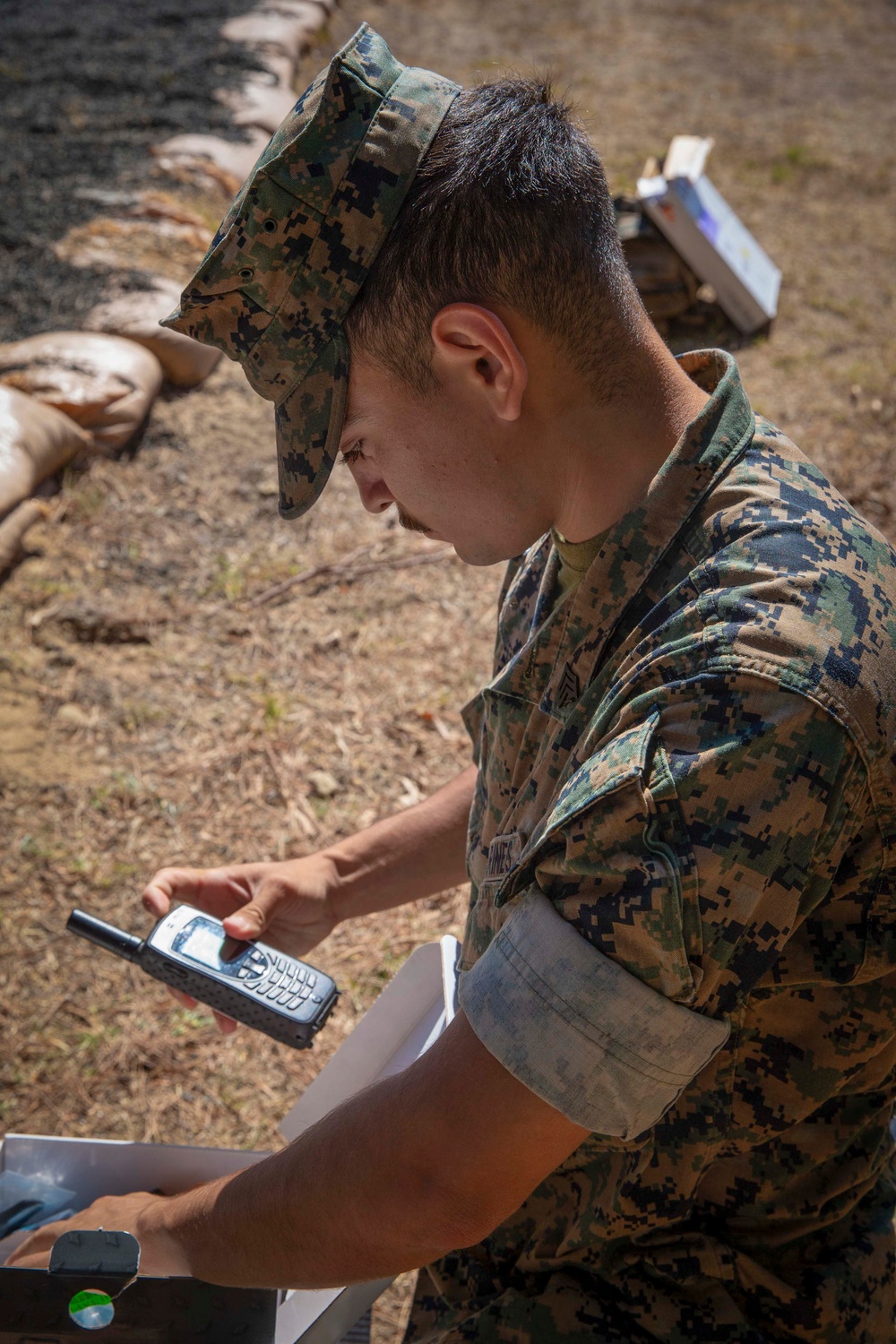 HWW Marines Iridium Phone Familiarization