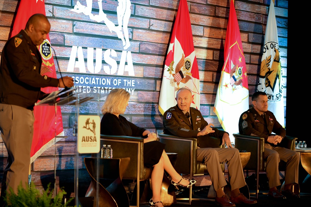 AUSA Military Family Forum IV:  Army Senior leader’s Town Hall