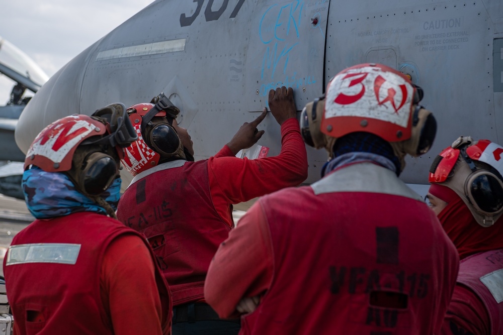 USS Ronald Reagan (CVN 76) conducts routine flight operations