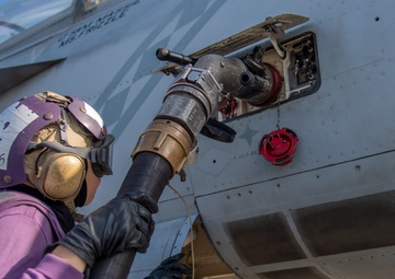 USS Ronald Reagan (CVN 76) conducts routine flight operations