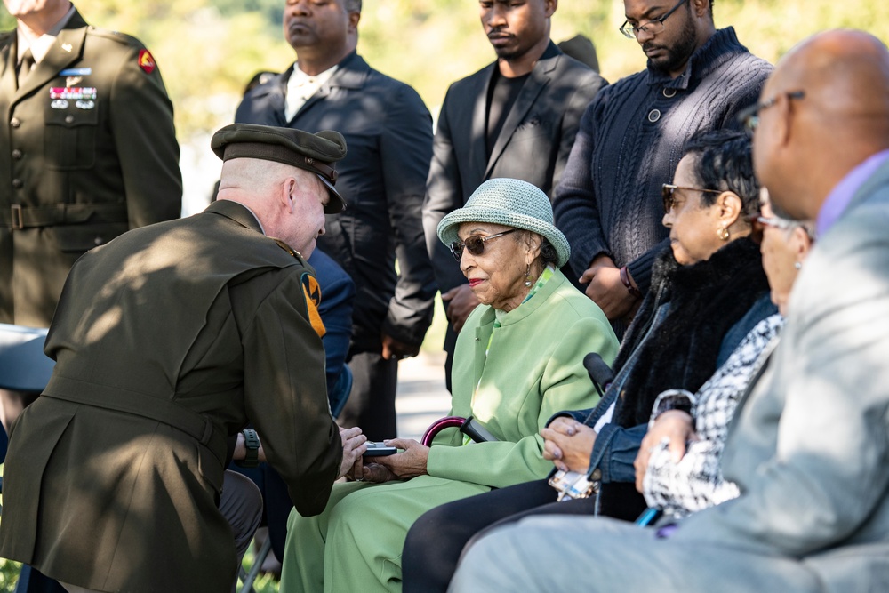 A Posthumous Badge and Medal Presentation Ceremony is Held for U.S. Army Staff Sgt. Waverly Woodson Jr. in Section 69