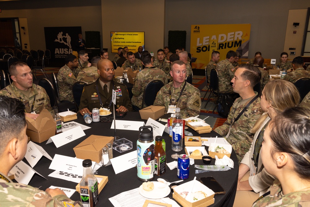 AUSA brings senior leaders, Soldiers, civilians together