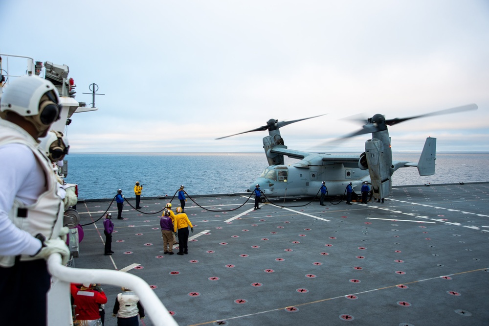 USNS Mercy MV-22 Osprey Refuelling