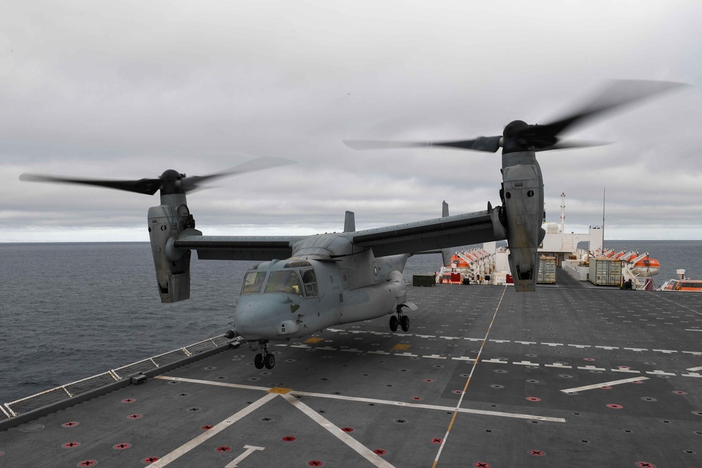 USNS Mercy MV-22 Osprey Flight Operations