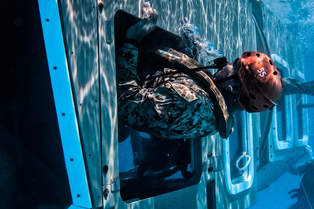 3rd MLG Underwater Egress Training