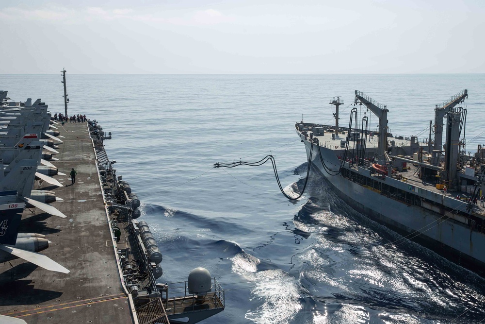 Fueling-At-Sea