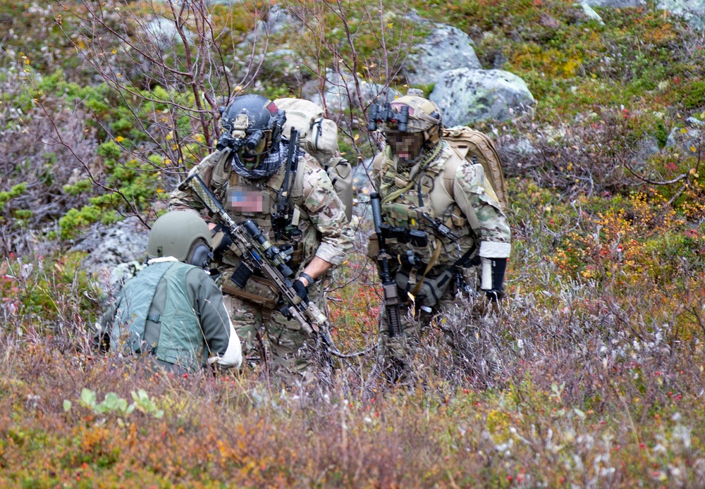 Adamant Serpent 2023: Personnel recovery training