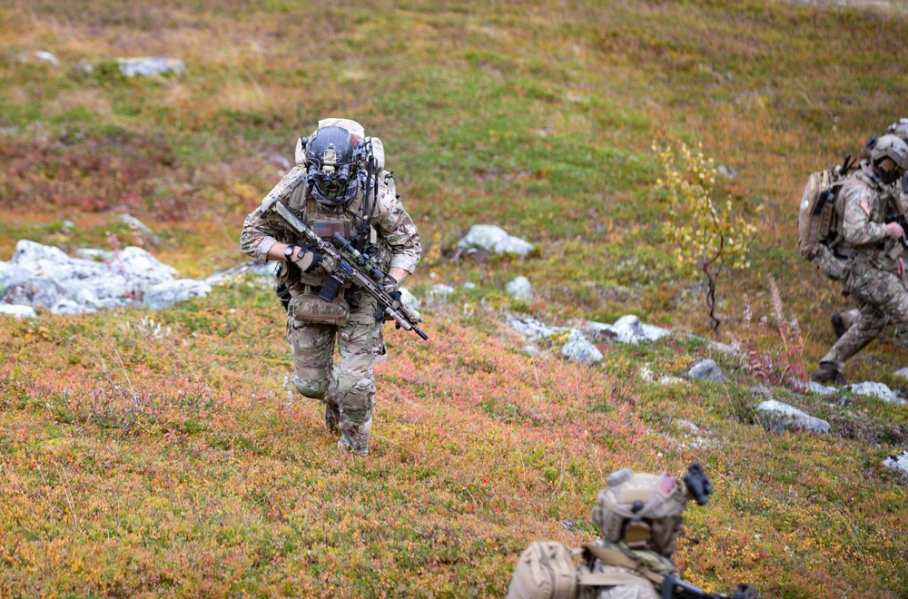Adamant Serpent 2023: Personnel recovery training