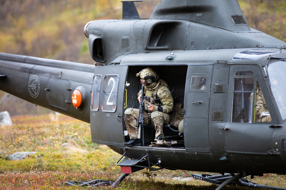 Adamant Serpent 2023: Personnel recovery training