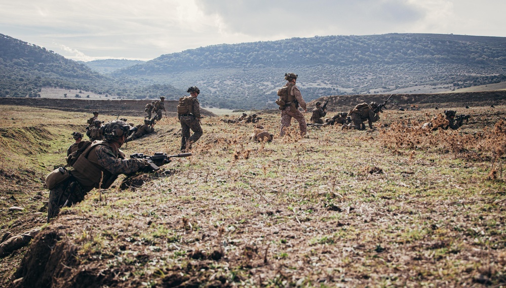 26th MEU(SOC) and Spanish Military Sharpen Infantry Tactics during Spanish Bilateral Exercise