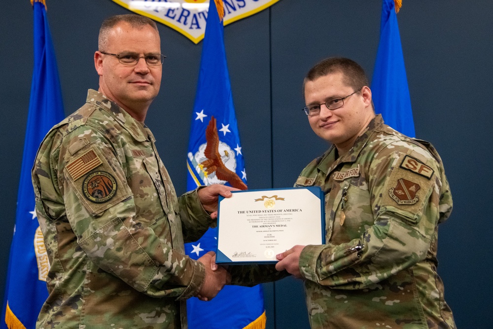Local Defender awarded Airman's Medal for saving child's life